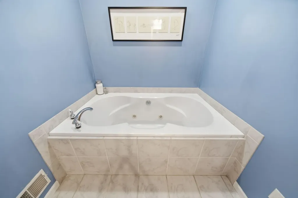 115 Ambler Drive Columbia Township MI 49230