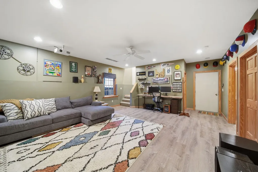 115 Ambler Drive Columbia Township MI 49230