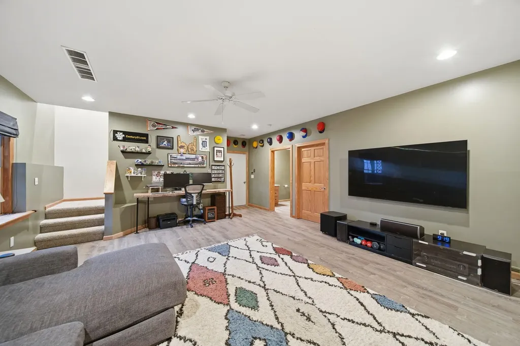 115 Ambler Drive Columbia Township MI 49230