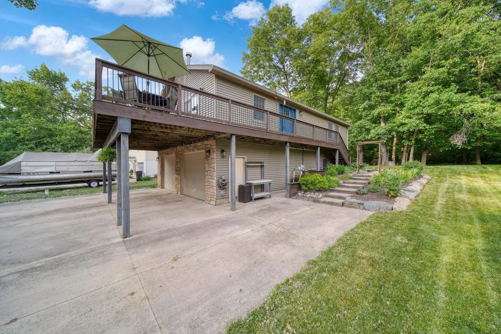 115 Ambler Drive Columbia Township MI 49230