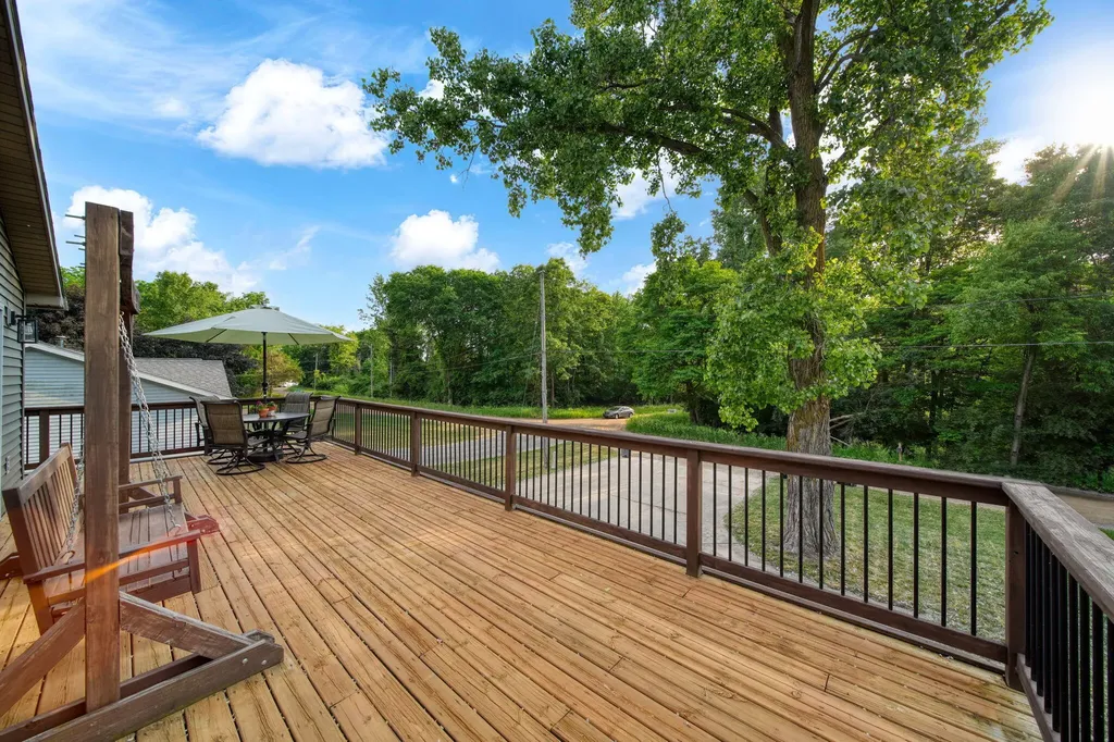 115 Ambler Drive Columbia Township MI 49230