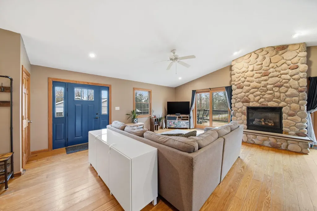 115 Ambler Drive Columbia Township MI 49230