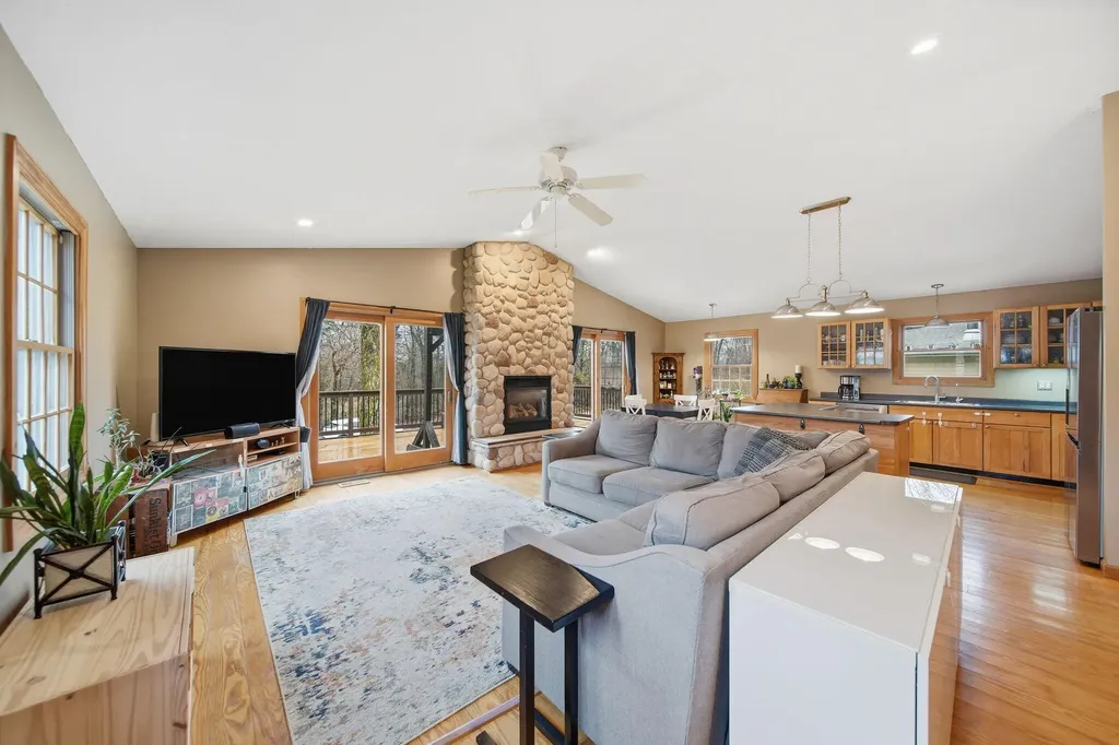 115 Ambler Drive Columbia Township MI 49230