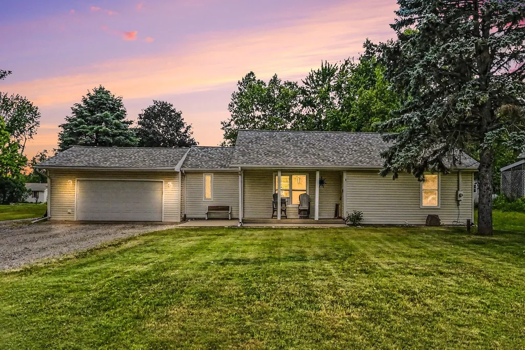 11332 Crestview Drive E Somerset Township MI 49233