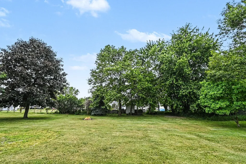 11332 Crestview Drive E Somerset Township MI 49233