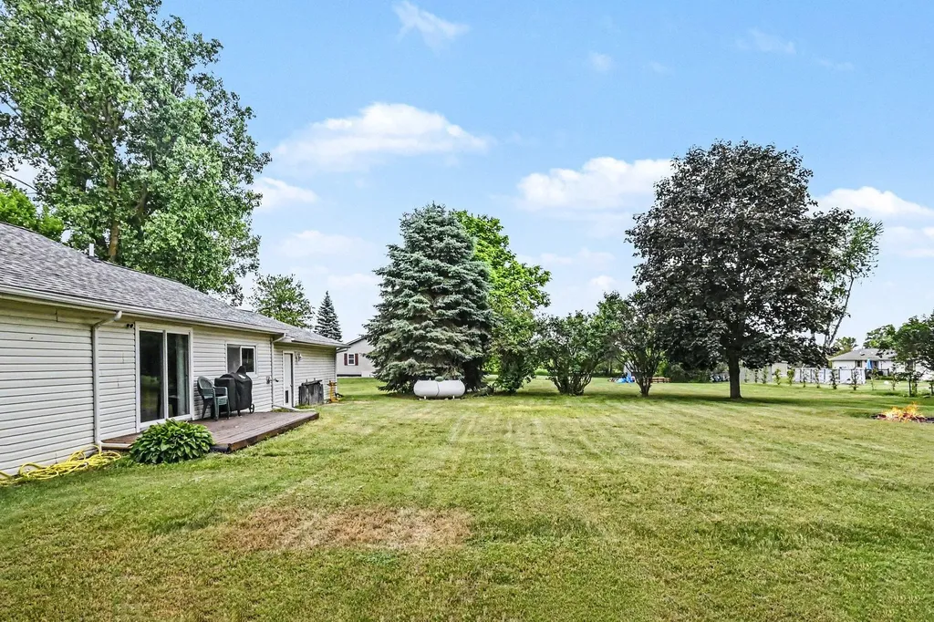 11332 Crestview Drive E Somerset Township MI 49233