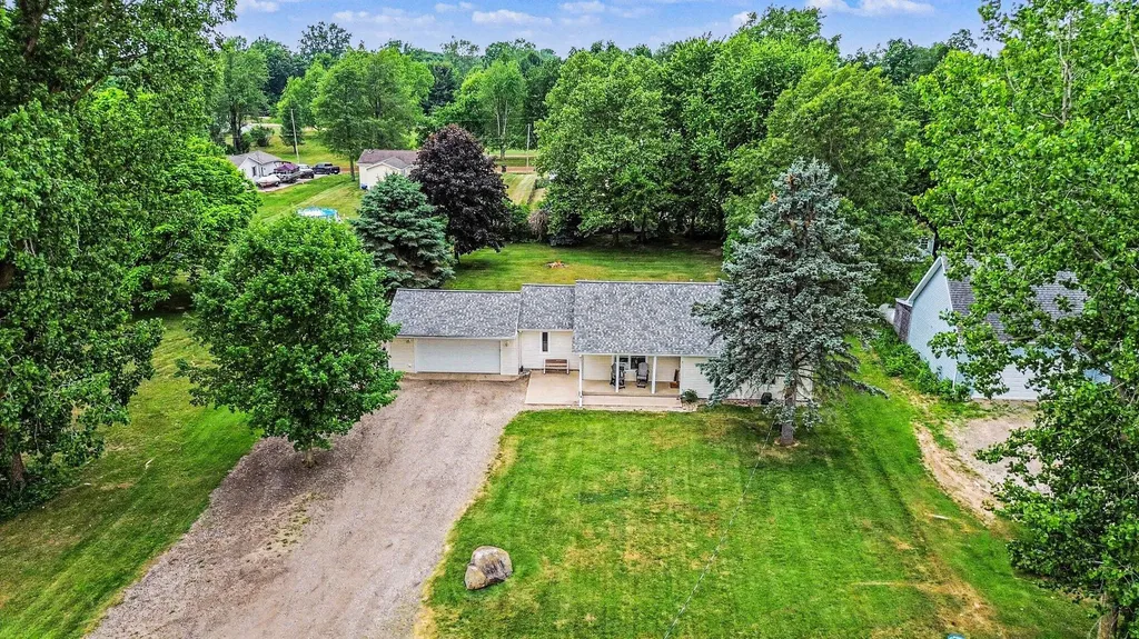 11332 Crestview Drive E Somerset Township MI 49233