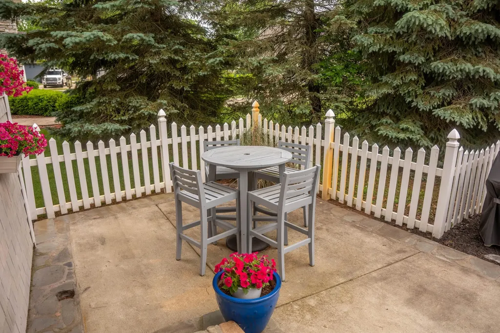 6550 N Shore Drive Columbia Township MI 49234