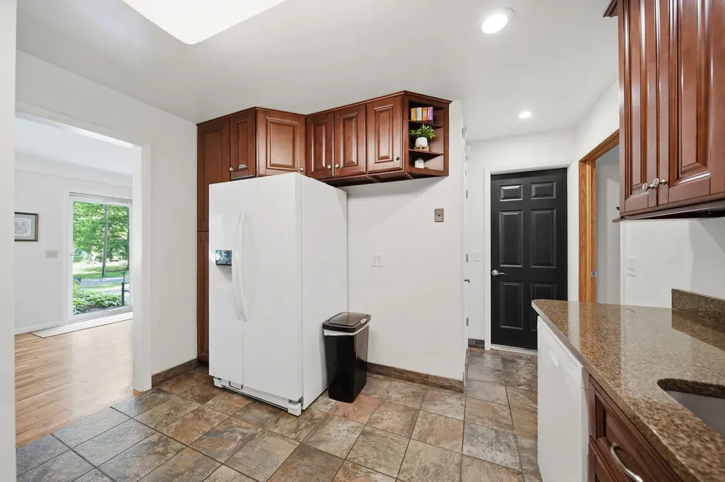 228 Mcconnell Drive Blackman Charter Township MI 49201