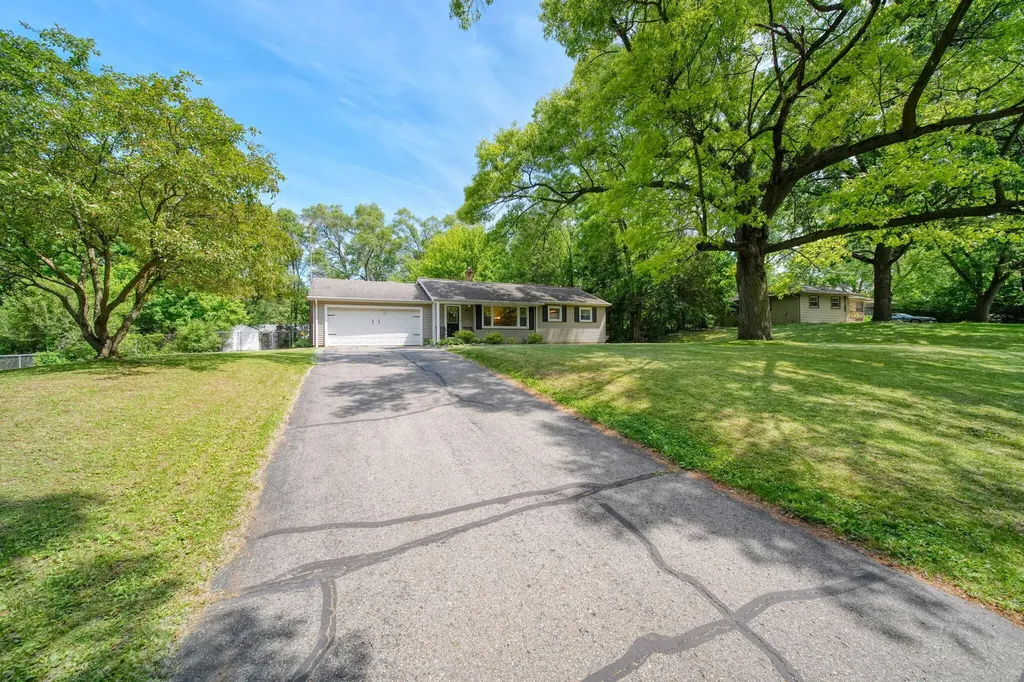 228 Mcconnell Drive Blackman Charter Township MI 49201