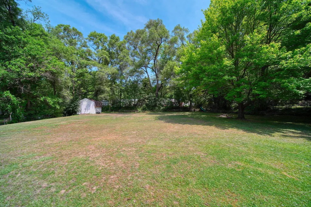 228 Mcconnell Drive Blackman Charter Township MI 49201