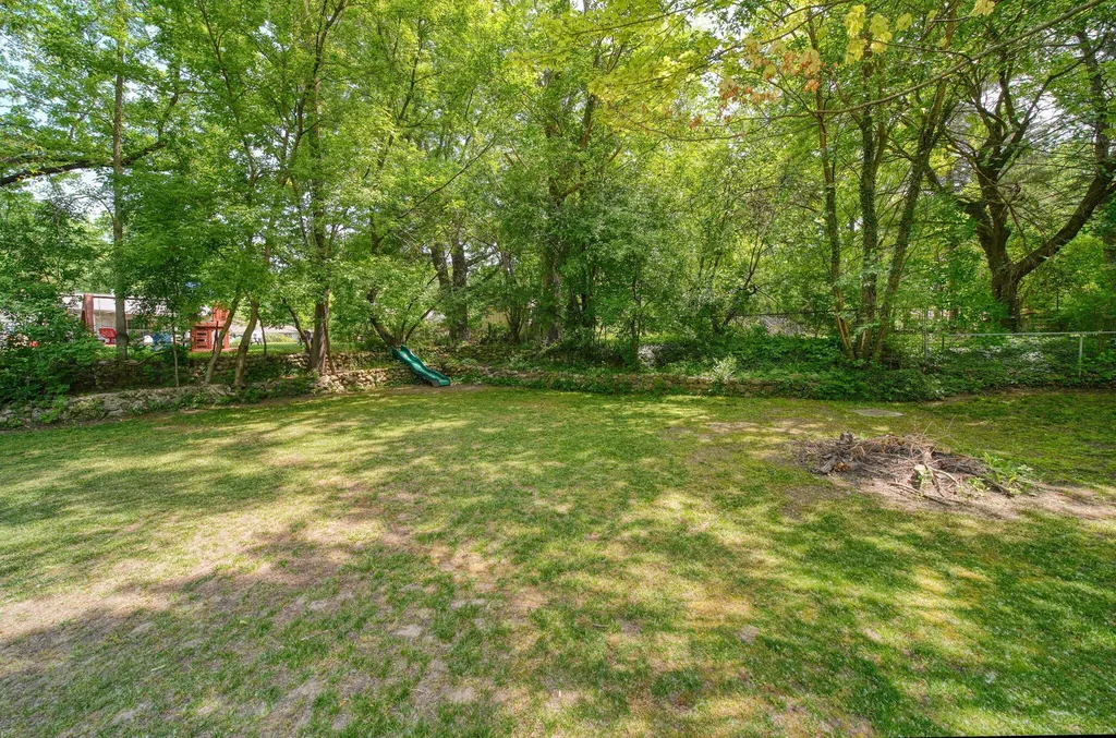 228 Mcconnell Drive Blackman Charter Township MI 49201