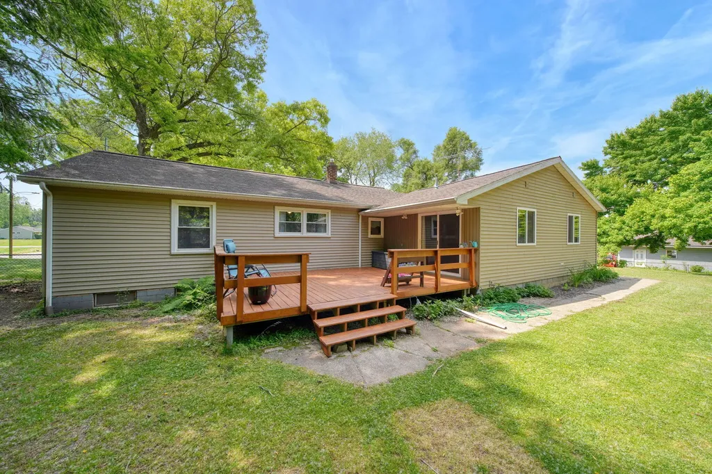 228 Mcconnell Drive Blackman Charter Township MI 49201