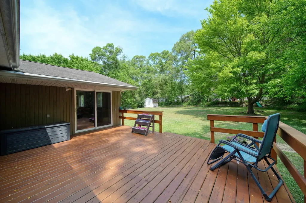 228 Mcconnell Drive Blackman Charter Township MI 49201
