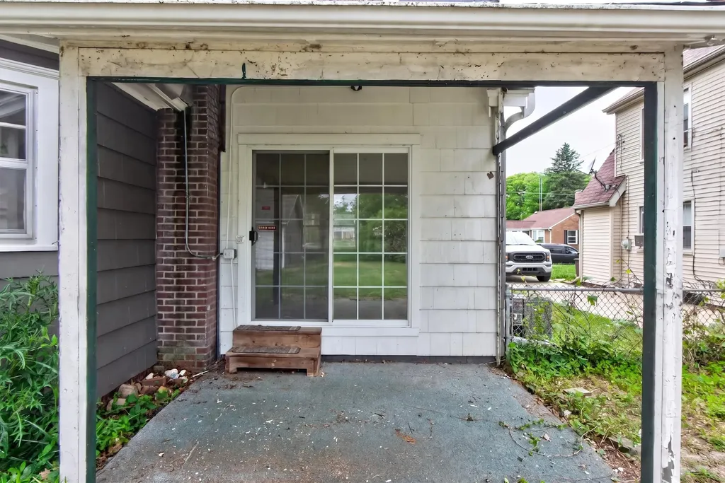 1109 S Webster Street Jackson City MI 49203