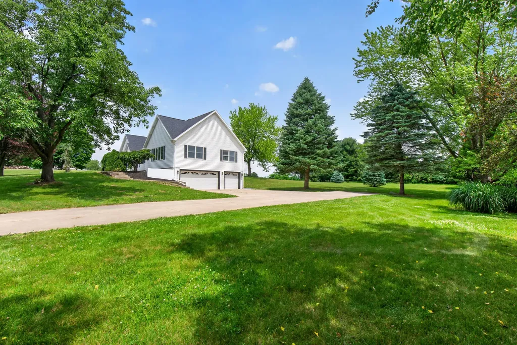 5115 Lansing Avenue Blackman Charter Township MI 49201