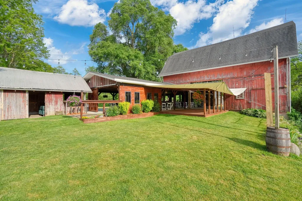 11242 Devereaux Road Parma Township MI 49269