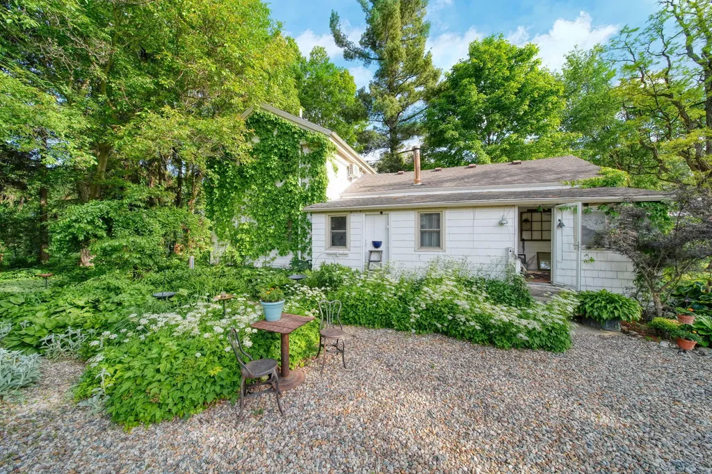 11242 Devereaux Road Parma Township MI 49269