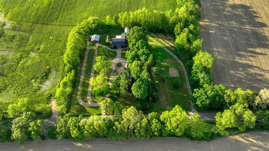11242 Devereaux Road Parma Township MI 49269