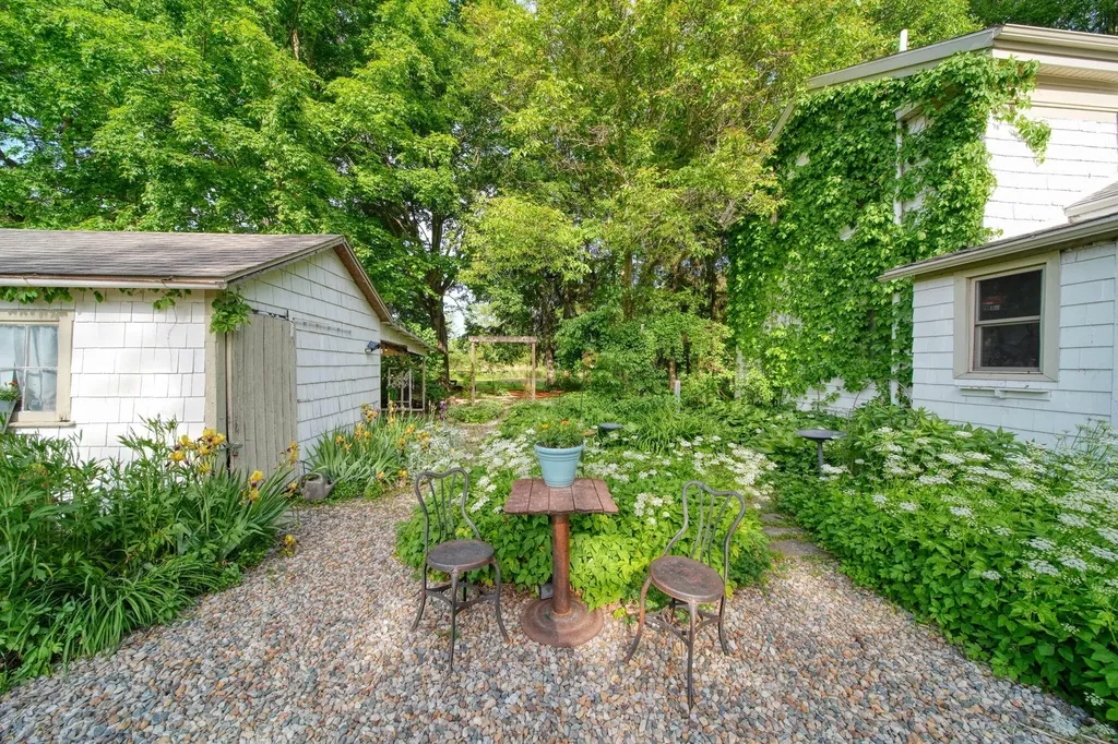 11242 Devereaux Road Parma Township MI 49269