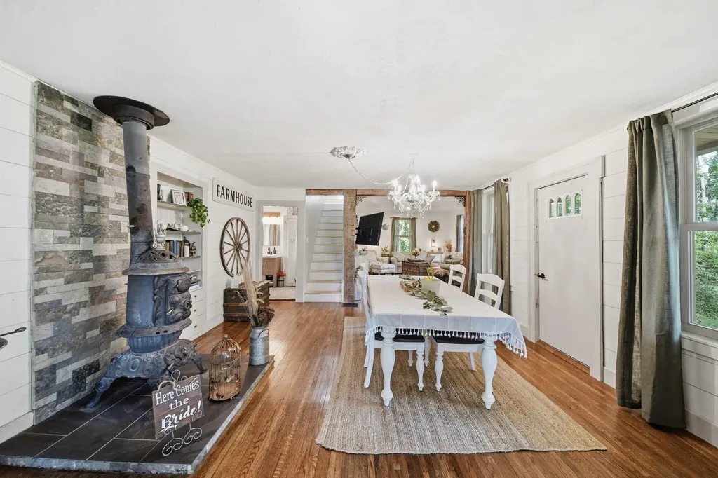 11242 Devereaux Road Parma Township MI 49269
