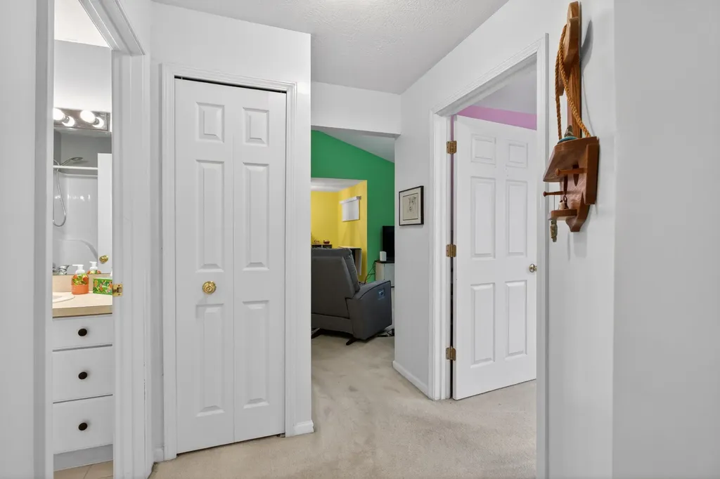 864 W Barrington Circle Summit Township MI 49203