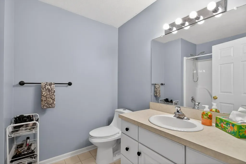 864 W Barrington Circle Summit Township MI 49203