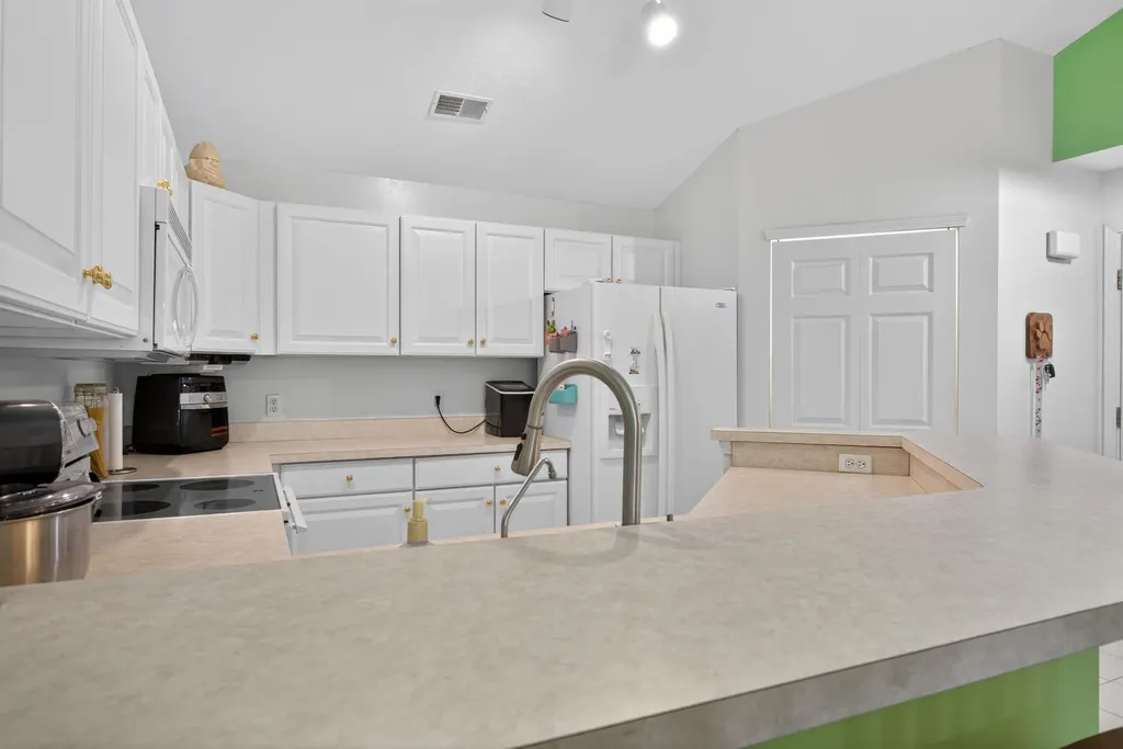 864 W Barrington Circle Summit Township MI 49203
