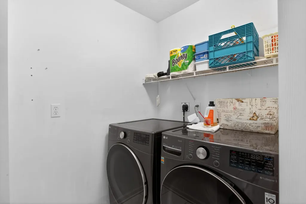 864 W Barrington Circle Summit Township MI 49203