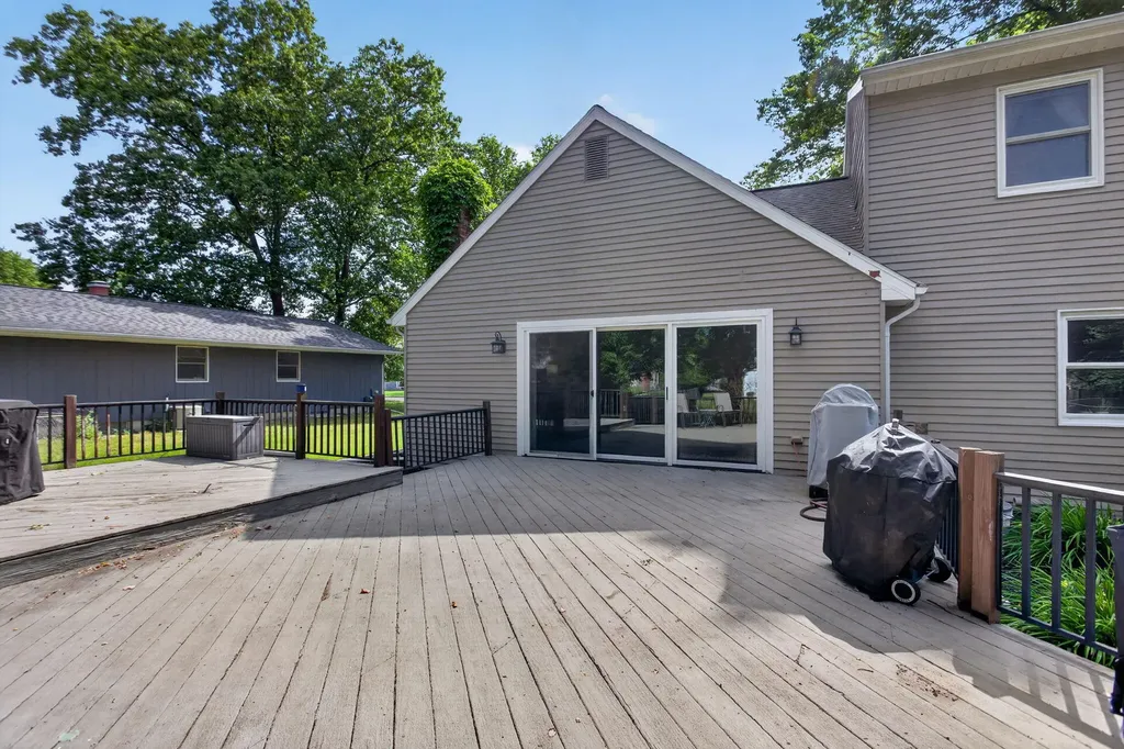 5912 Salabelle Street Summit Township MI 49201