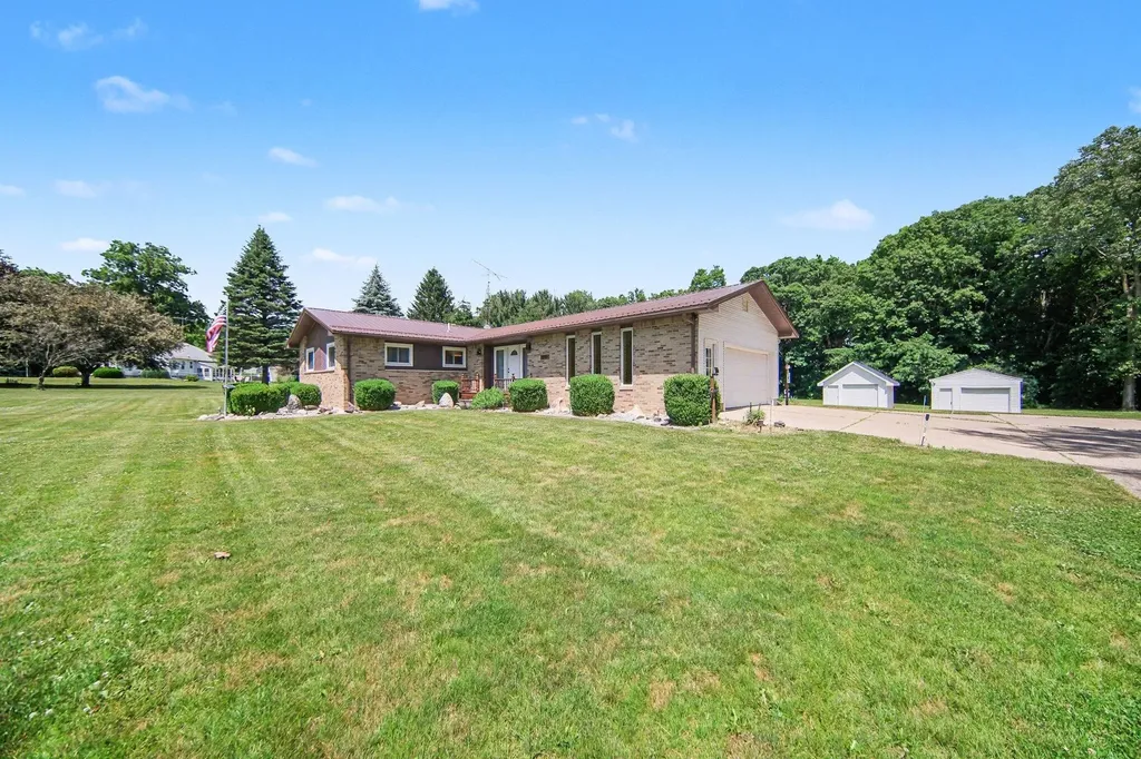 4555 Clinton Road Blackman Charter Township MI 49201