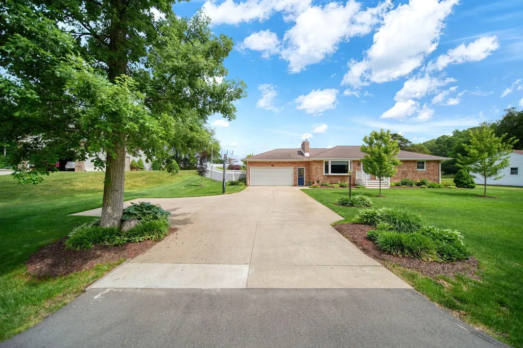 3780 Hendee Road Blackman Charter Township MI 49201