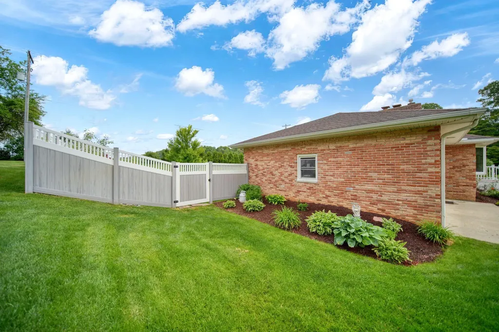 3780 Hendee Road Blackman Charter Township MI 49201
