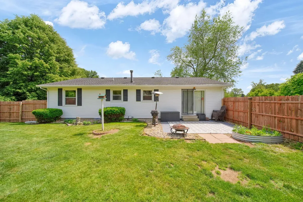 3128 Fawn Lane Blackman Charter Township MI 49201