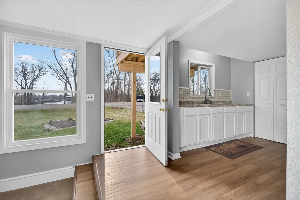 10568 Woodbrook Drive Somerset Township MI 49233