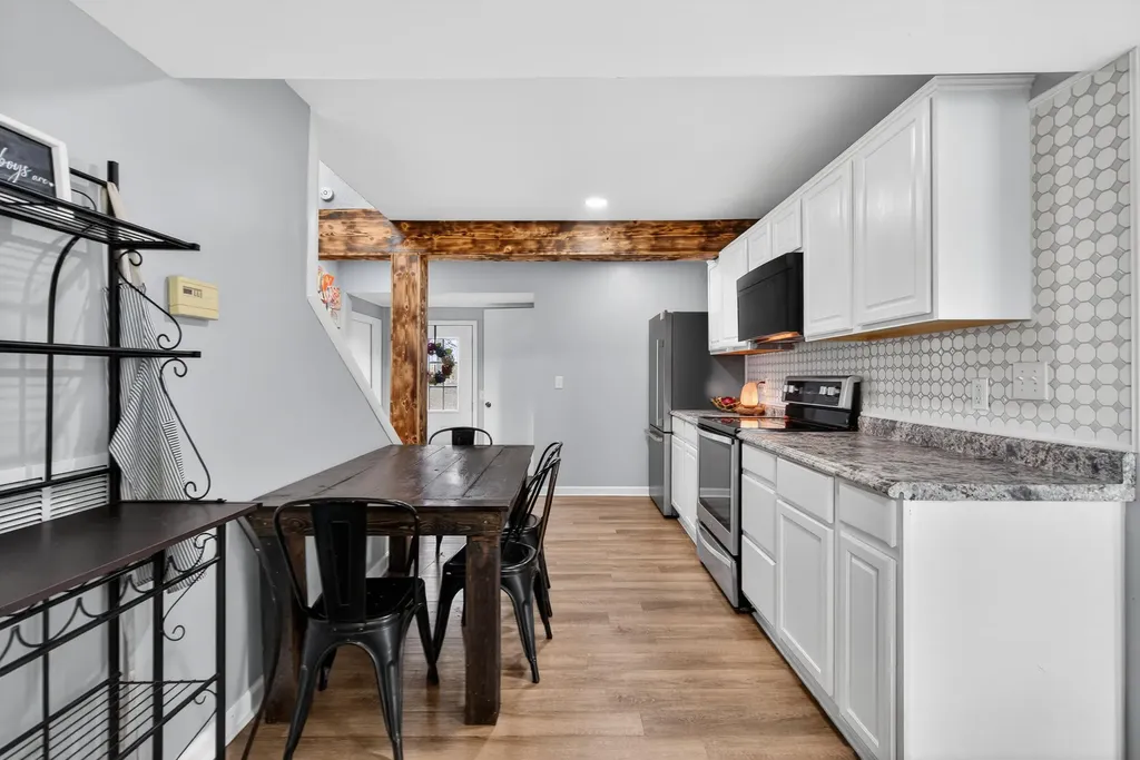 10568 Woodbrook Drive Somerset Township MI 49233