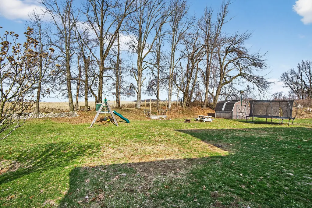 10568 Woodbrook Drive Somerset Township MI 49233
