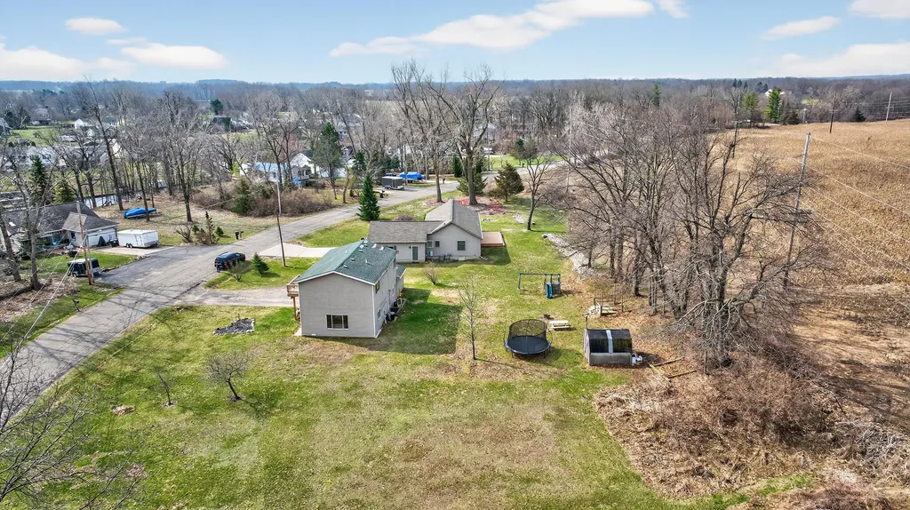 10568 Woodbrook Drive Somerset Township MI 49233