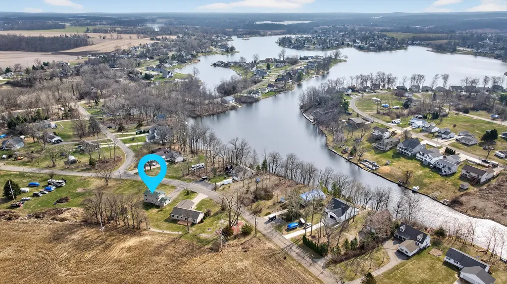 10568 Woodbrook Drive Somerset Township MI 49233