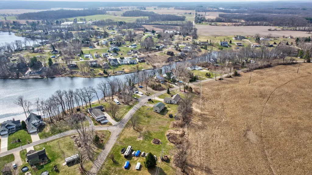 10568 Woodbrook Drive Somerset Township MI 49233