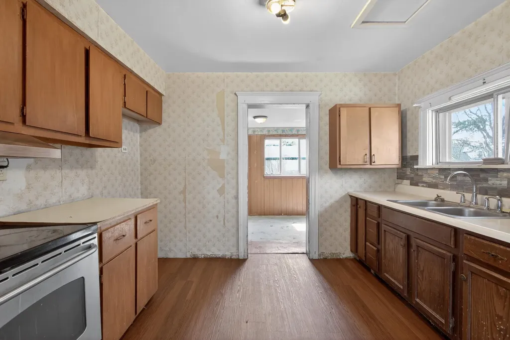137 Hollis Street Summit Township MI 49203