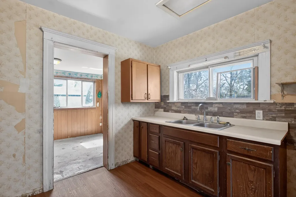 137 Hollis Street Summit Township MI 49203