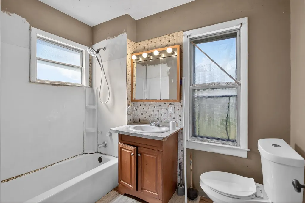 137 Hollis Street Summit Township MI 49203