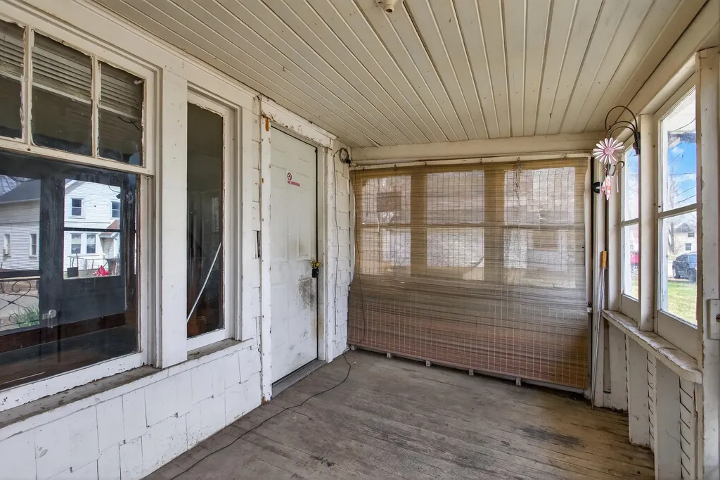 137 Hollis Street Summit Township MI 49203