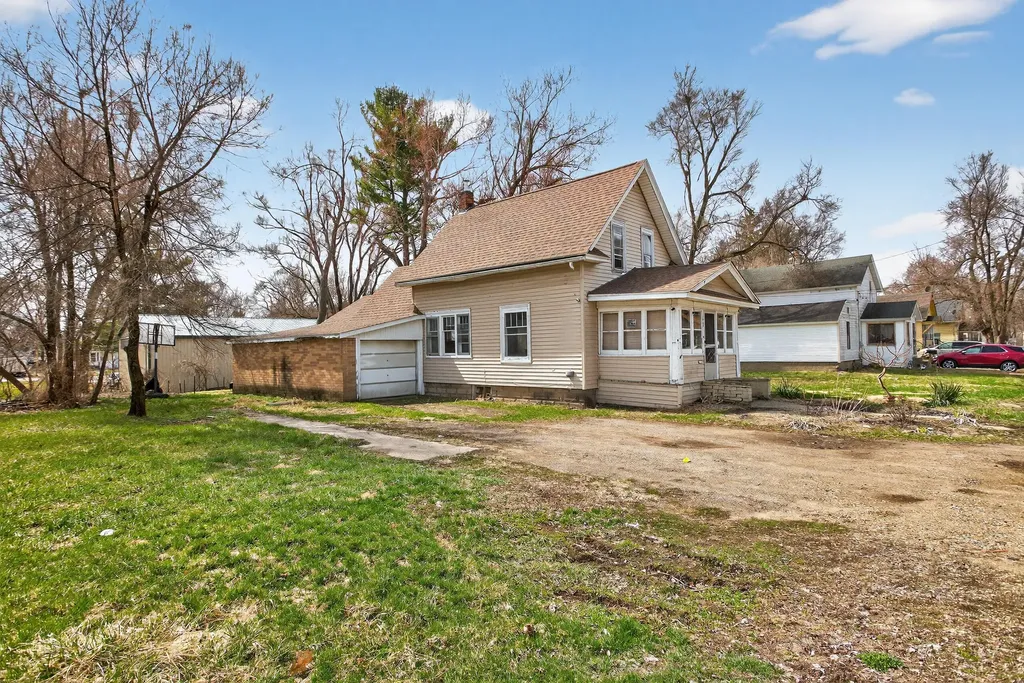 137 Hollis Street Summit Township MI 49203