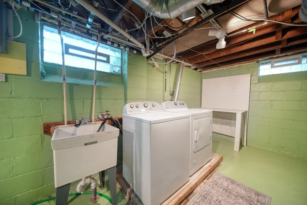 3291 Minerva Street Ferndale City MI 48220