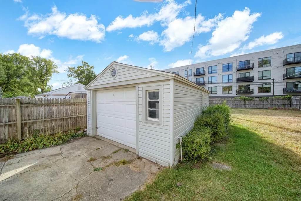 3291 Minerva Street Ferndale City MI 48220