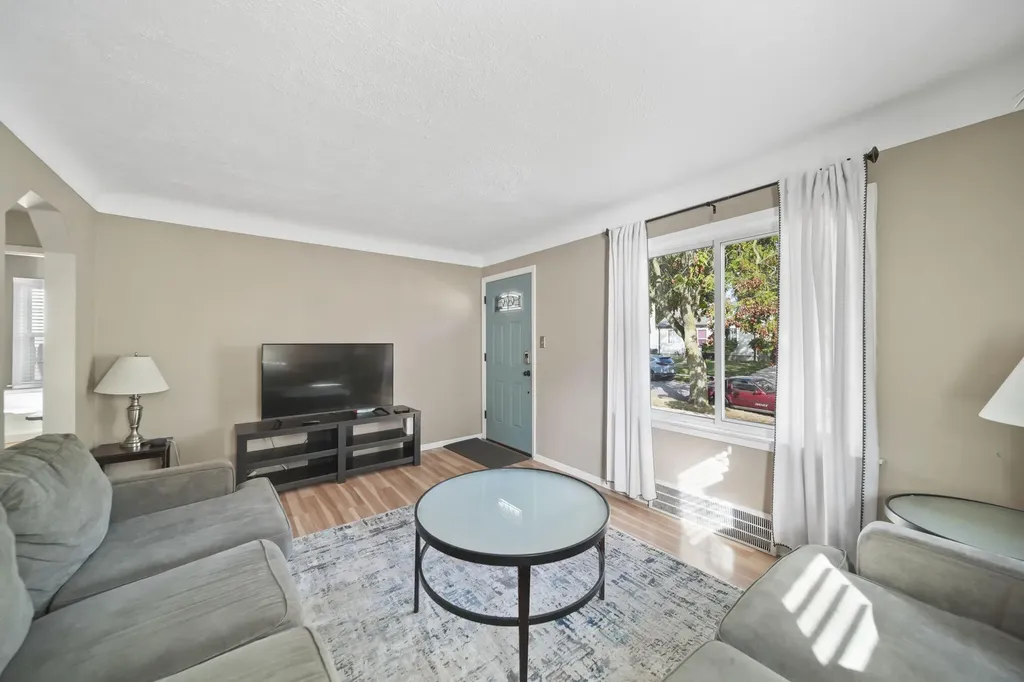 3291 Minerva Street Ferndale City MI 48220