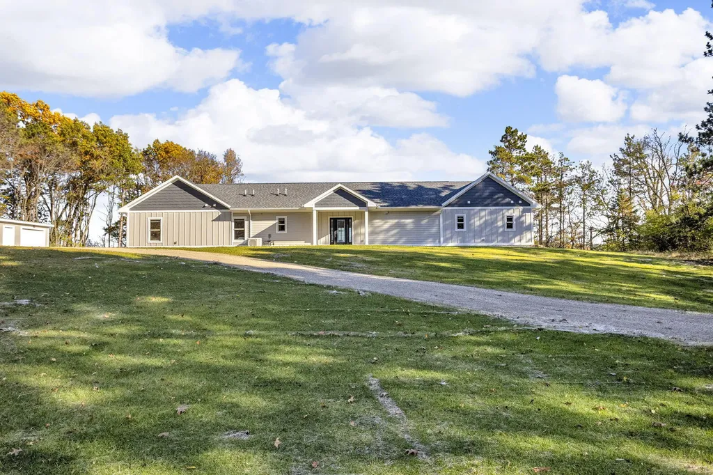 6503 Springbrook Road Unknown City MI 49246
