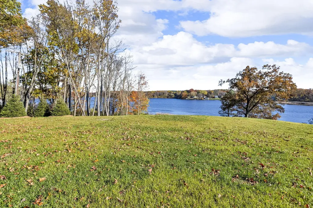 6503 Springbrook Road Unknown City MI 49246